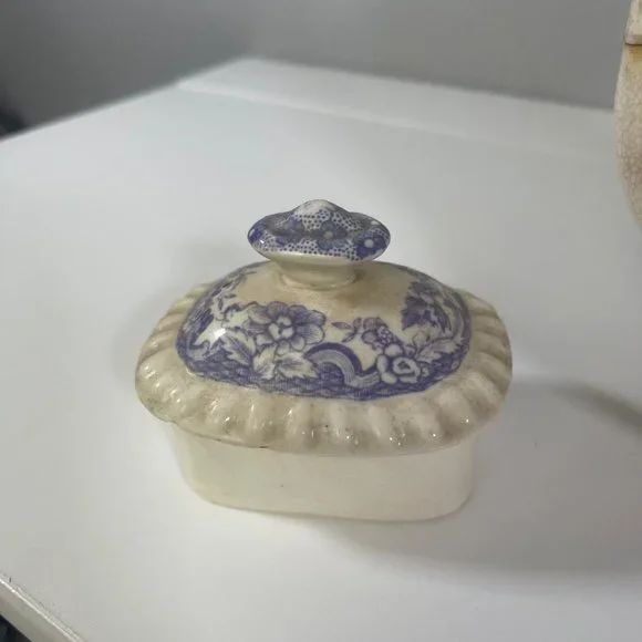 VTG Copeland SPODE Mayflower Coffee or Tea Pot Lavender British Flowers Damaged - Picture 5 of 10